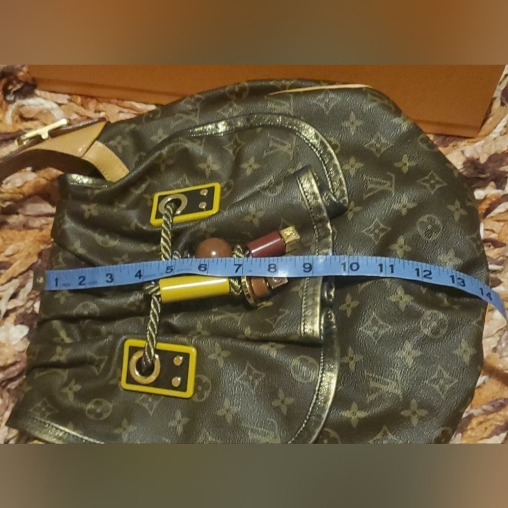 Louis Vuitton Kalahari GM Limited Edition Bag with COA - Picture 15 of 16